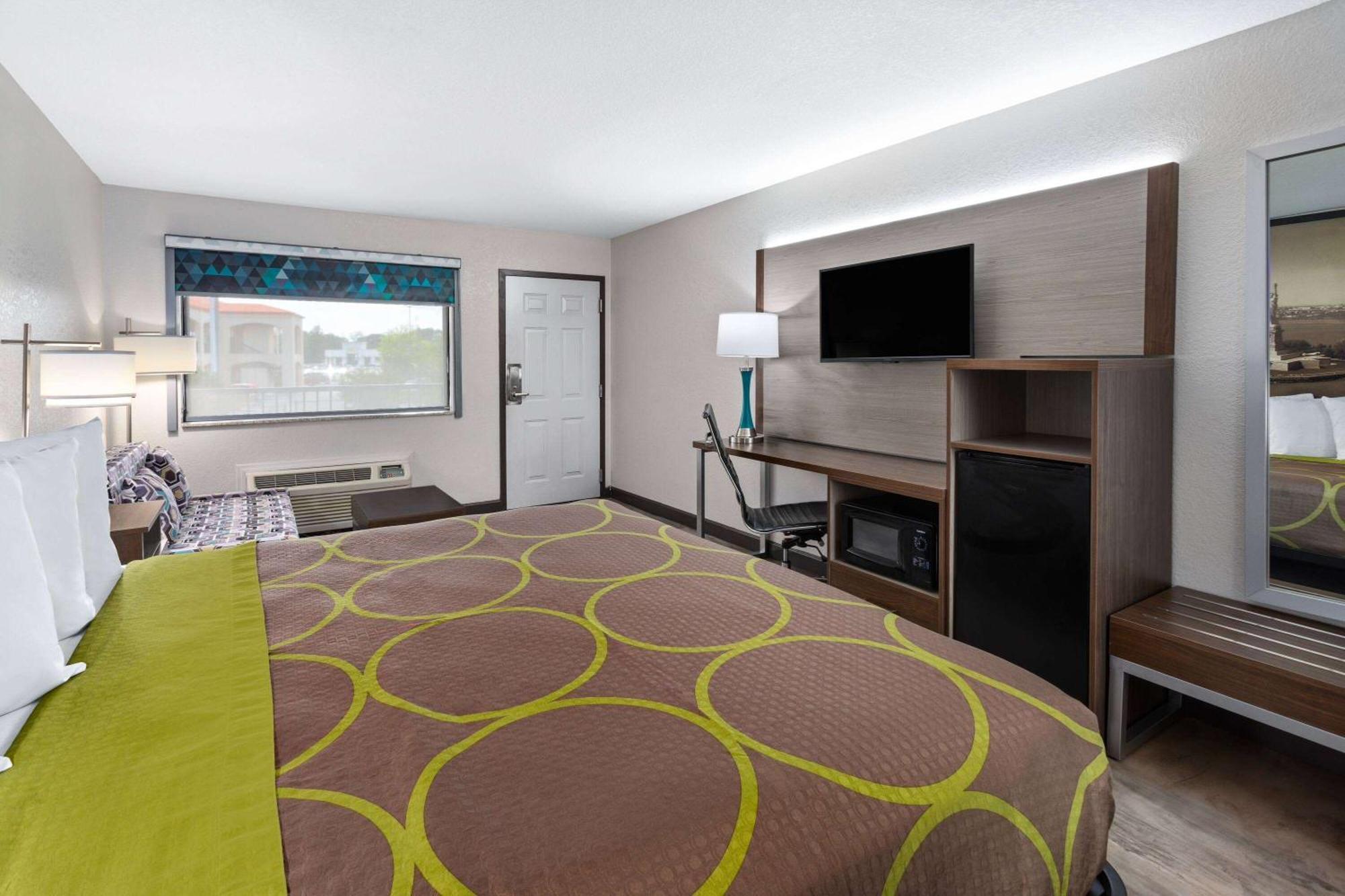 Super 8 By Wyndham Prattville Montgomery Extérieur photo