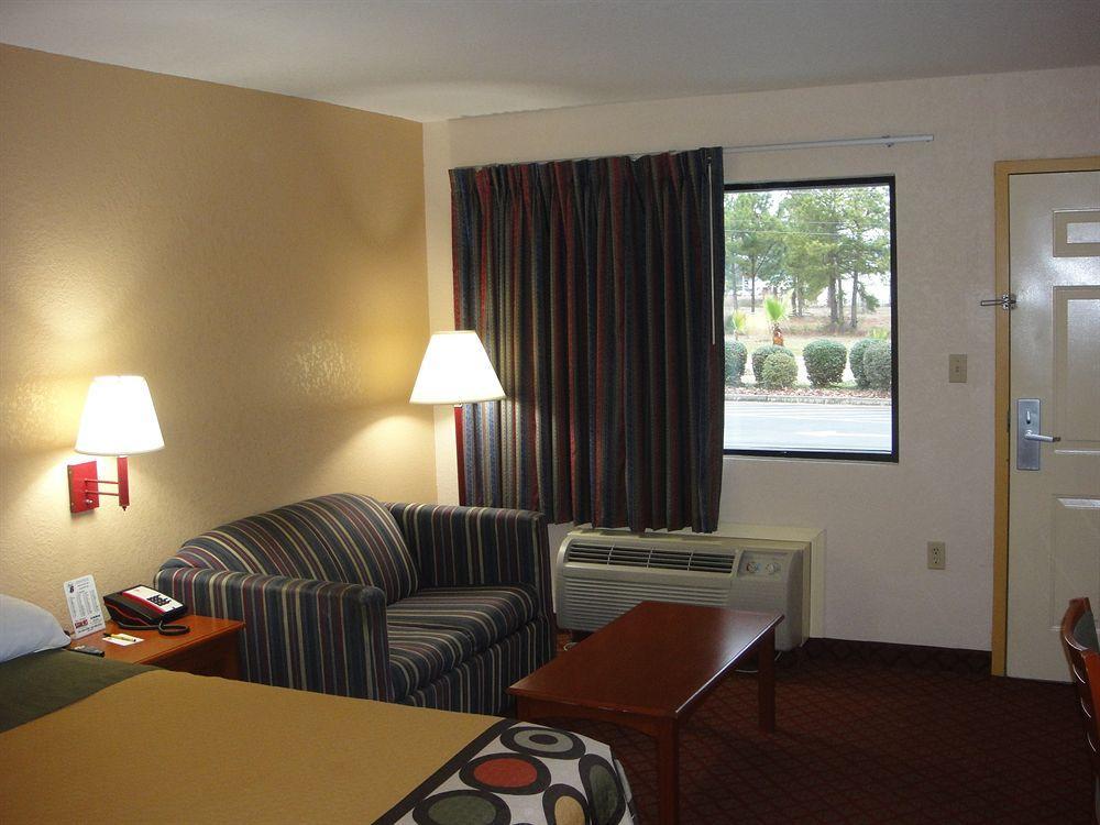 Super 8 By Wyndham Prattville Montgomery Extérieur photo