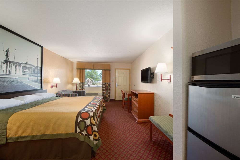 Super 8 By Wyndham Prattville Montgomery Extérieur photo